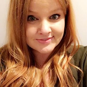 Meet your Posher, Joni